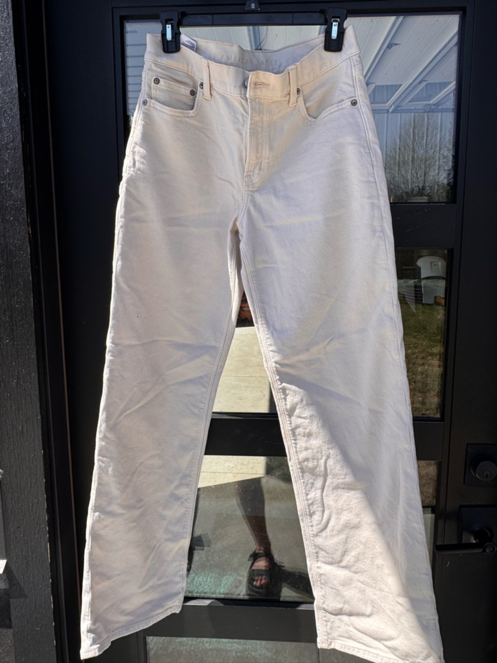 American Eagle Outfitters Women's High-Rise White Jeans